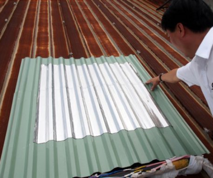 Kiểm tra và đánh giá tình trạng mái tôn cũ Sài Gòn