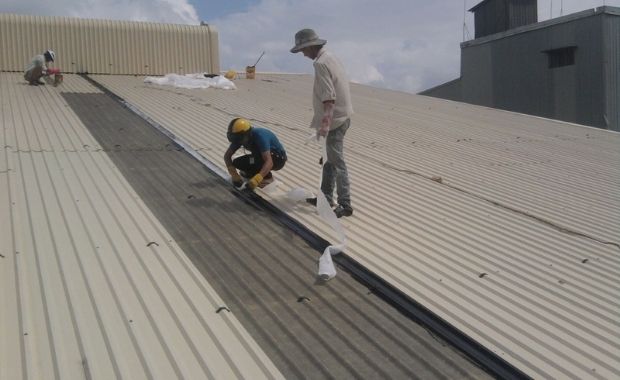 Dịch vụ thay mái tôn giá rẻ tại Quận 12