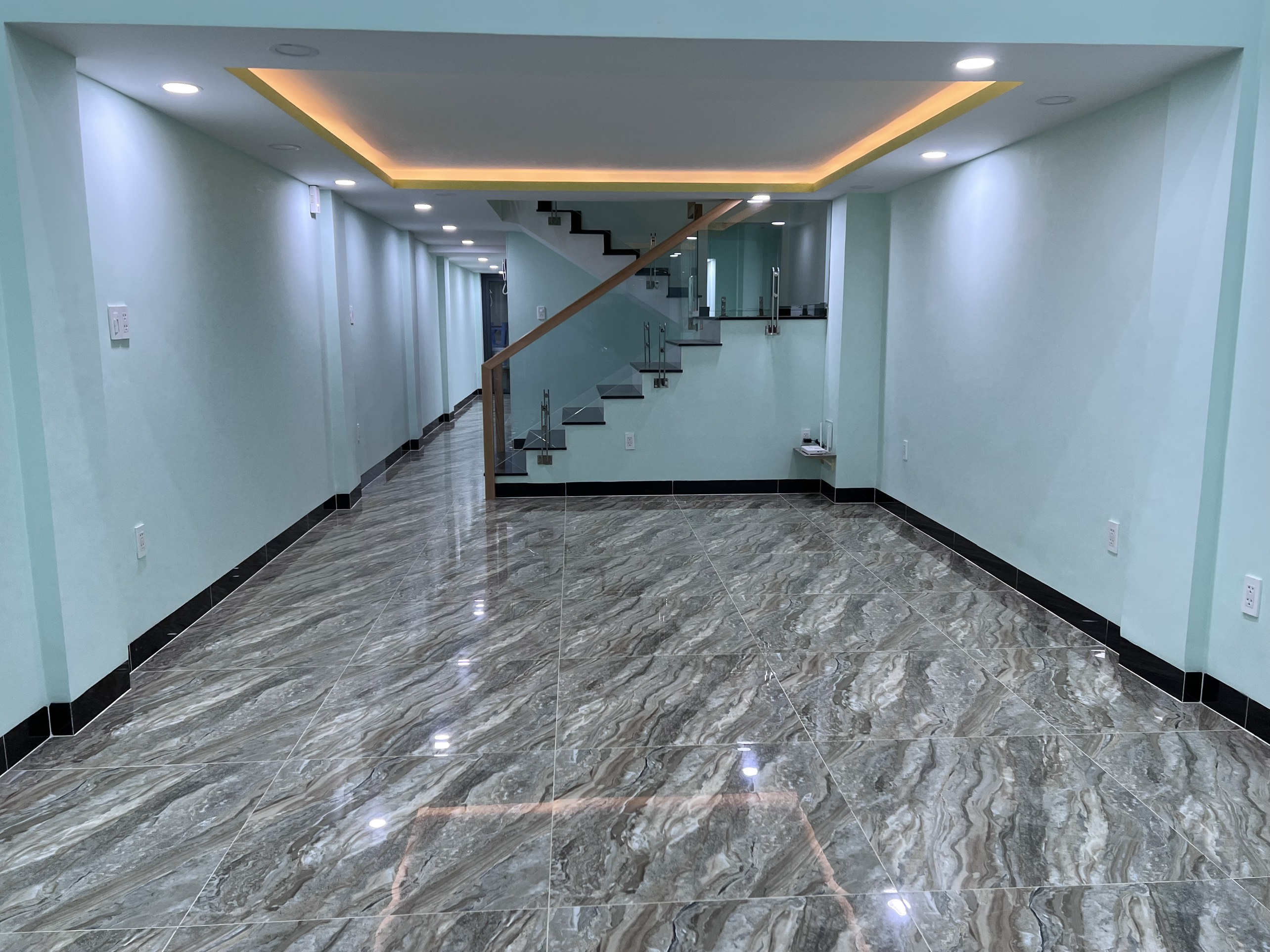 Dịch vụ ốp lát gạch chuyên nghiệp tại Thủ Đức